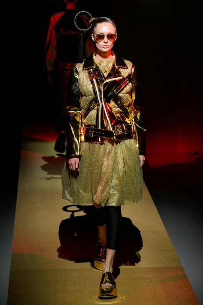 Look 39